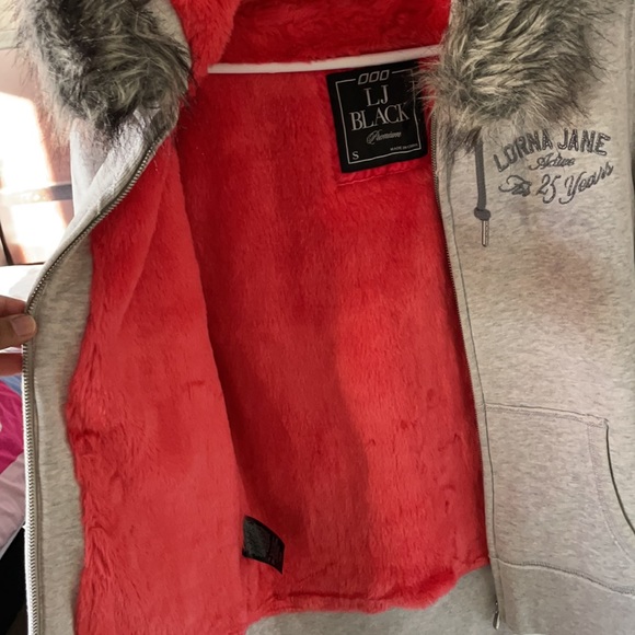 Lorna Jane active jacket - Picture 4 of 5